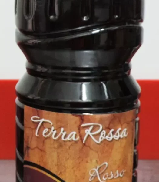 Vino rosso " Terra Rossa " Prodotto in Italia 12,50 % vol